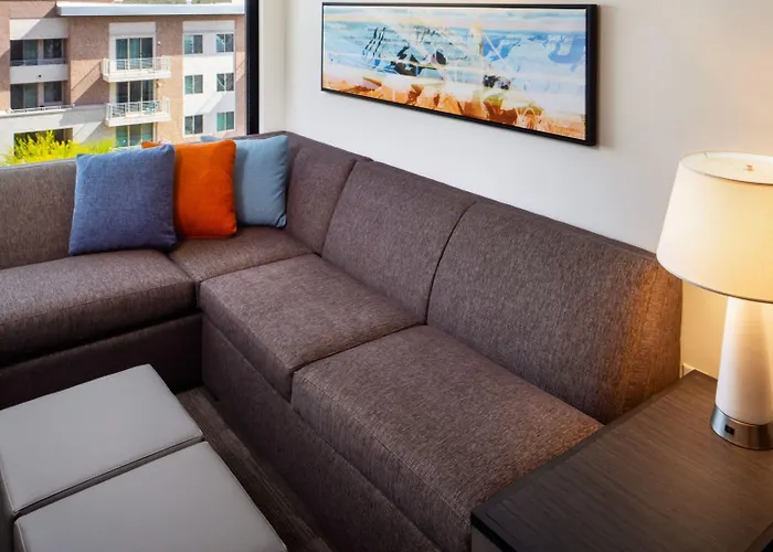 Hyatt House North 3*